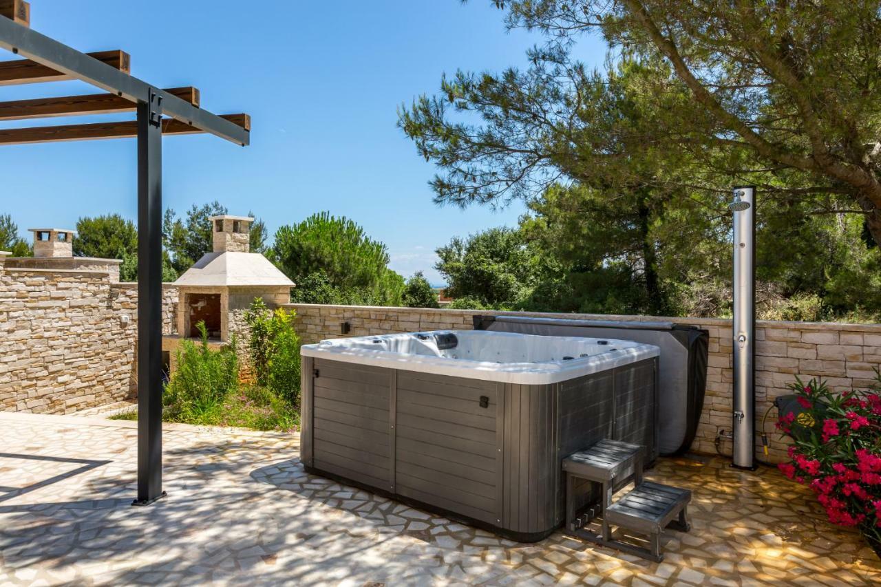 Seaside Villa & Spa Ližnjan Exteriör bild